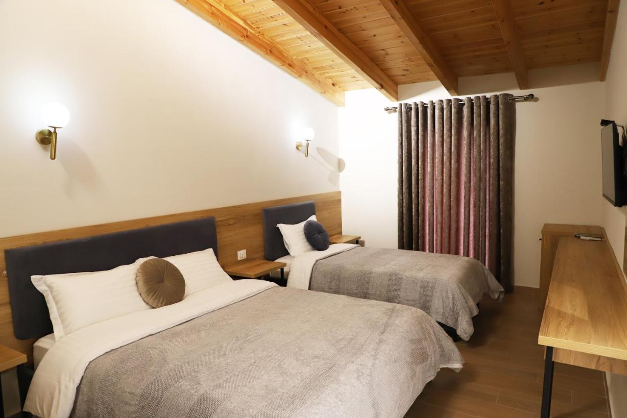 Mili Hotel Берат Экстерьер фото