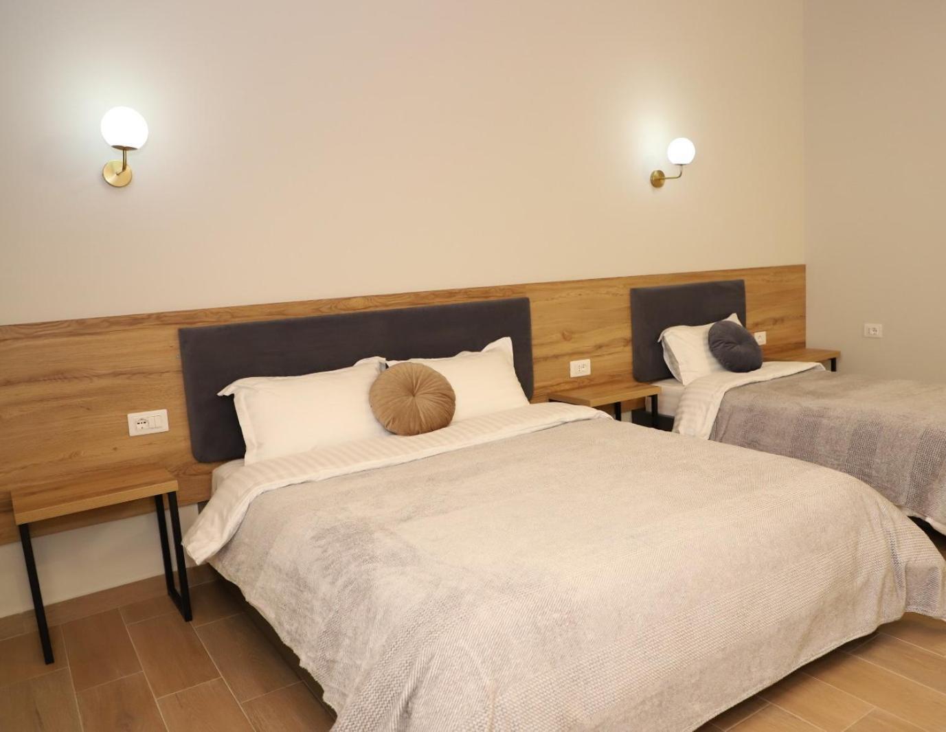Mili Hotel Берат Экстерьер фото