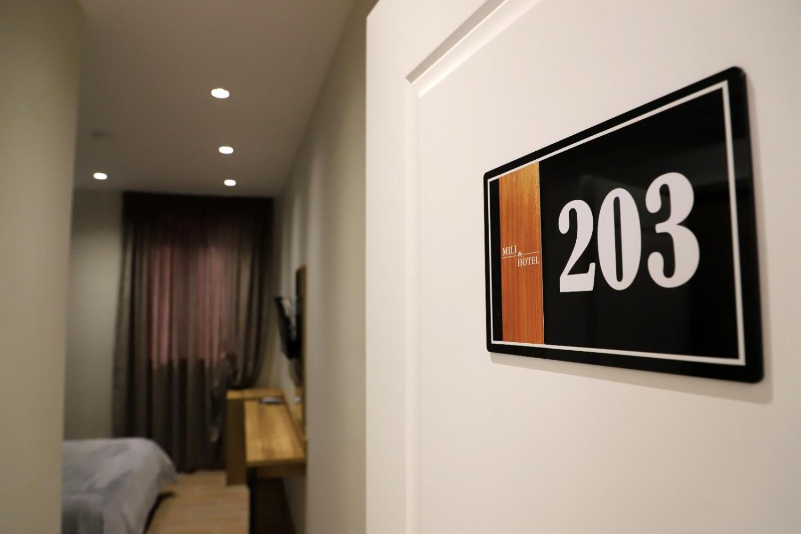 Mili Hotel Берат Экстерьер фото